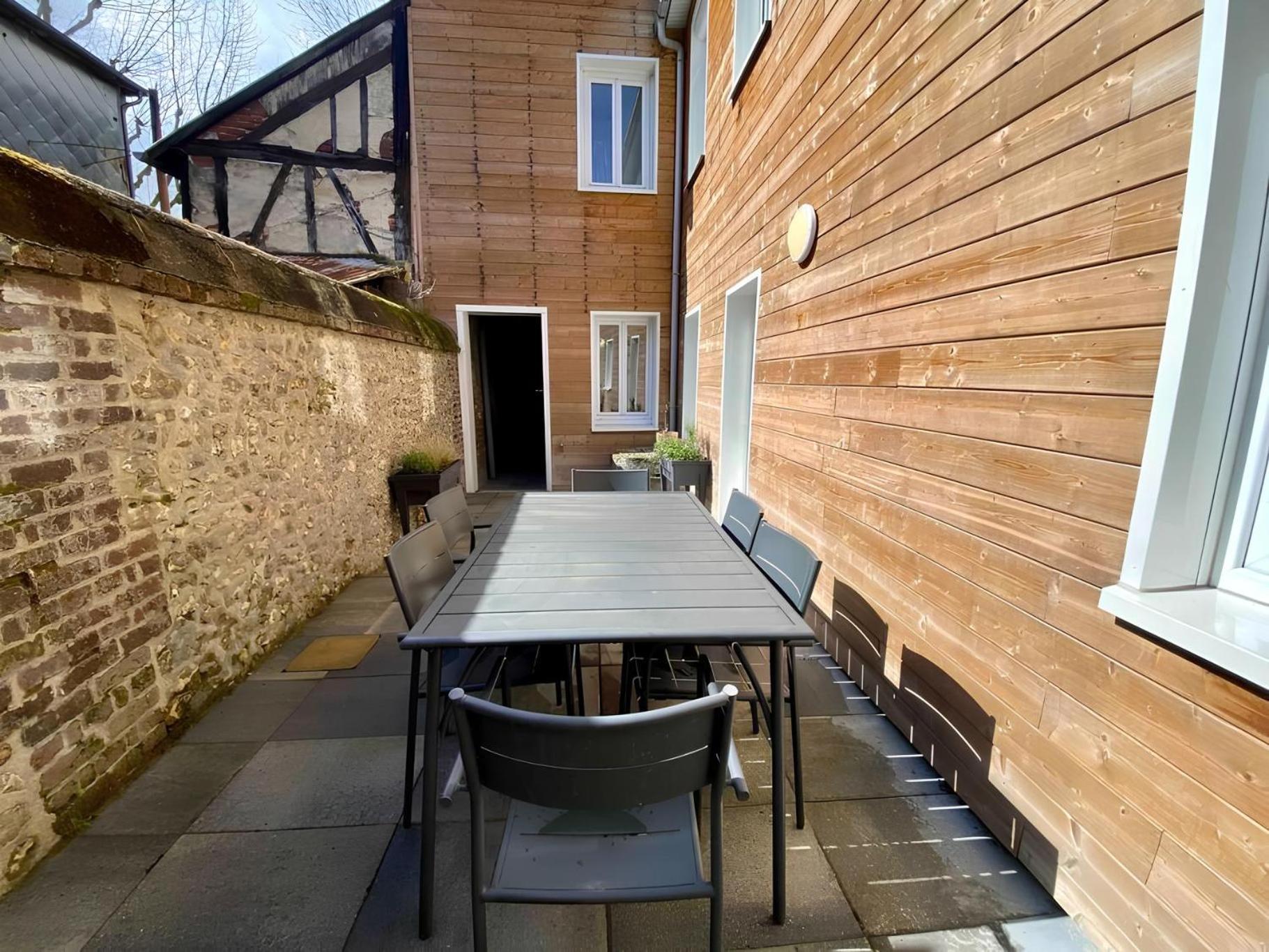 Maison Familiale Avec Exterieur Menage Et Linges Inclus Rouen Exterior foto
